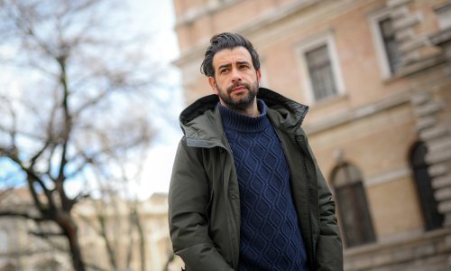 Janko Popović Volarić uhvaćen u društvu brinete s kojom ga povezuju