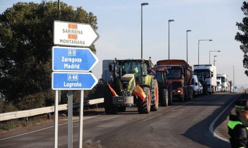 Poljoprivrednici blokiraju autoceste u Španjolskoj