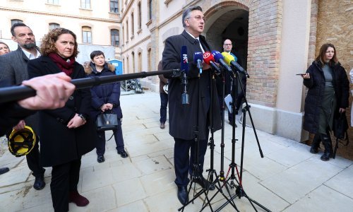 Plenković obišao drugu scenu HNK i gradilište Hrvatskog restautorskog zavoda
