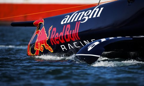Alinghi Red Bull Racing ekipa iz Švicarske vraća se u America's Cup nakon petnaest godina