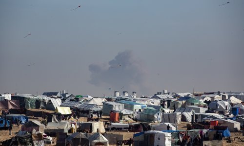 Izrael bombardirao Rafu