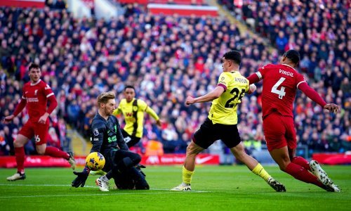 Liverpool se sa stilom vratio na vrh ljestvice; davljenik Burnley nije imao šanse