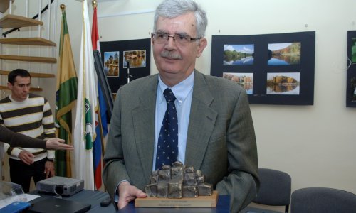 Preminuo ugledni profesor s FER-a i autor 'Hašeka'