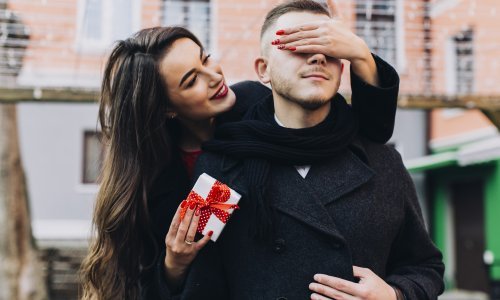 Što pokloniti za Valentinovo? Ovo je lista idealnih poklona za svaki horoskopski znak