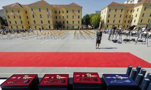 Sabor se seli u vojarnu na Črnomercu!