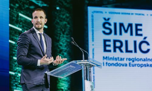 Ministar Erlić uručio IRB-u 1,3 milijuna eura vrijedan ugovor za projekt SMART-Water