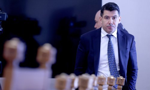 Grmoja priznao da je pogriješio kad je u petak objavio kandidaturu za premijera