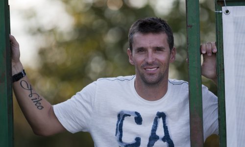 Bivši kapetan Hajduka žestoko udario na HNS. Razlog je - Robert Jarni