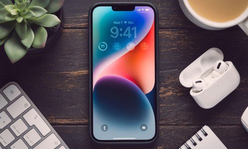 Novi iPhone SE navodno stiže 2025. godine, i to s OLED zaslonom