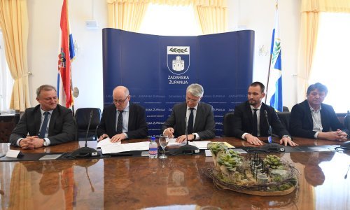 Ministri Bačić i Erlić potpisali sporazum o nizu projekata u Zadru