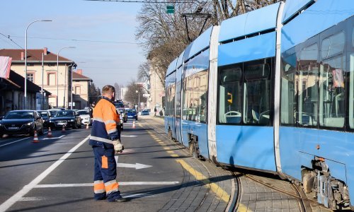 Tramvaj ispao iz tračnica kod Zapadnog kolodvora, evo kako prometuju linije