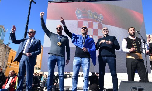 Izbornik 'barakuda' Ivica Tucak dočekan u Šibeniku: Osjećam tu ljubav koju mi pružate