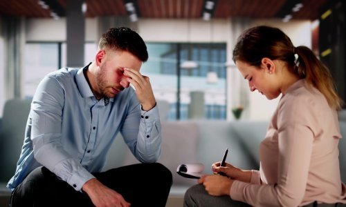 Stres je ponekad neizdrživ: Biste li i vi htjeli psihoterapeuta na poslu?