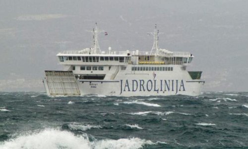 Preko noći drastično poskupjela karta za jednu od najprometnijih trajektnih linija na Jadranu