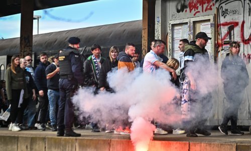 Pogledajte masovni dolazak Armade u Zagreb, dočekala ih interventna policija