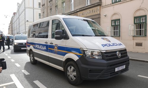 Bivši policajac i posrednik zbog prevara osuđeni na rad za opće dobro