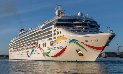 Kruzeru s 3000 putnika odbijeno pristajanje: Sumnja se na opasnu zaraznu bolest