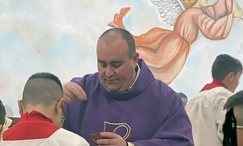 Kalabrijska mafija svećeniku stavila izbjeljivač u misno vino