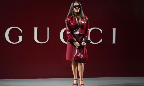 Kakva kolekcija: Zanosna Salma Hayek pohvalila se impresivnom količinom torbica