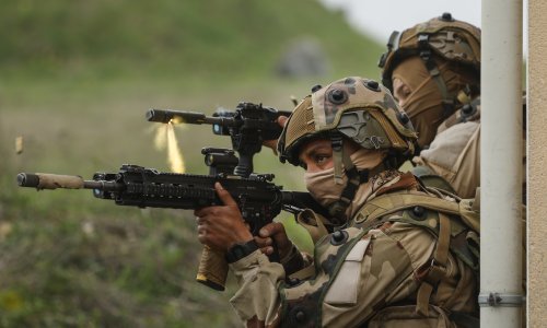 NATO treba više vojnika nego ikad, a zbog malih plaća ne može zadržati postojeće