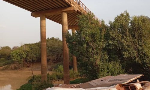 Autobus sletio s mosta: Najmanje 31 osoba poginula