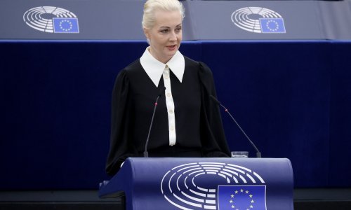 Navaljnaja pozvala na borbu protiv Putina: 'On nije političar, nego mafijaš'