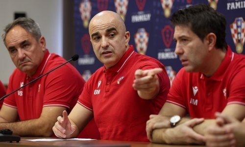 Na obraćanju medijima šefu sudaca stiglo pitanje o ostavci; ovo je njegov odgovor