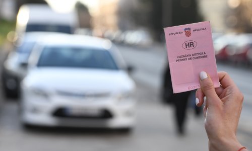 Protiv novih pravila o vozačkim dozvolama 11 hrvatskih eurozastupnika
