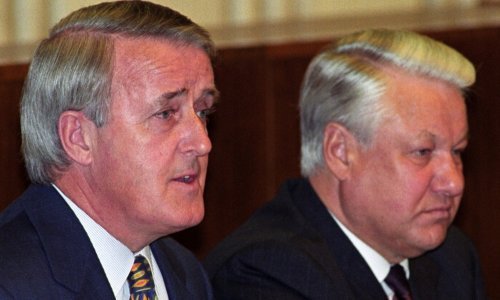U Torontu je preminuo Brian Mulroney