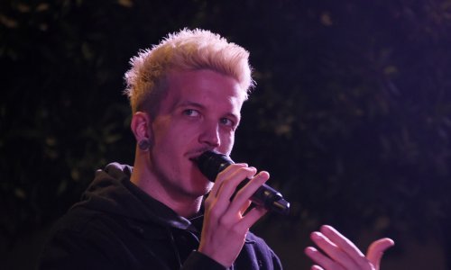 Šampanjac i transparenti: Za Baby Lasagnu njegovi Umažani napravili veličanstven doček