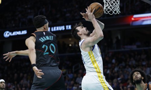 Dončić sjajan, ali Dallasu nije pomoglo; briljantna izvedba Grka Antetokounmpa