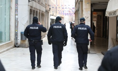 Užas u Zadru: Nastavnik u pritvoru zbog sumnje na pedofiliju