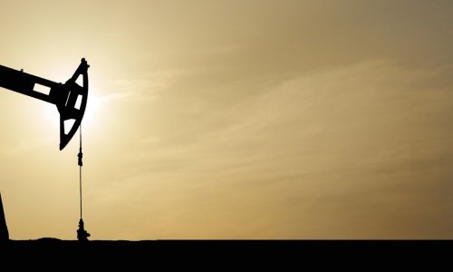 OPEC+ planira smanjivati opskrbu naftom do sredine godine