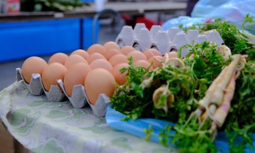 Kažnjeni zbog jaja i kolača na tržnici: Kazne idu i do 3900 eura