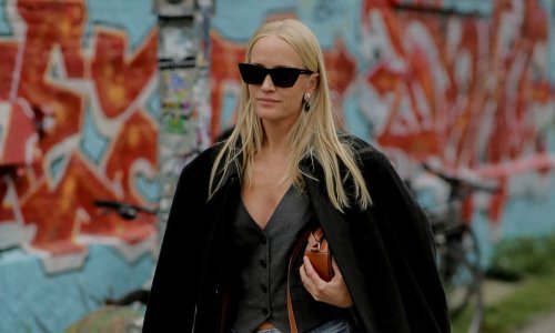 Ovo se isplati znati: Najbolji trik za preduge široke traperice i ravne cipele