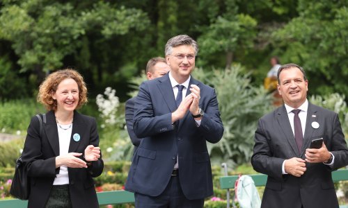 Bačić pregazio Beroša, Opara i Nina Obuljen jednom nogom u Bruxellesu: Što još HDZ kuha na jugu?