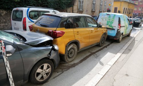 Lančani sudar u Puli, sudarilo se pet automobila