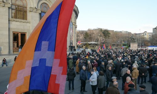 Azerbajdžan uništio zgradu armenskog parlamenta Gorskog Karabaha