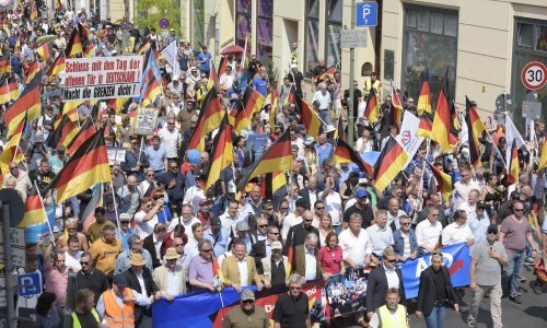 Izborni program AfD-a: Napuštanje EU-a, eura i Pariškog sporazuma