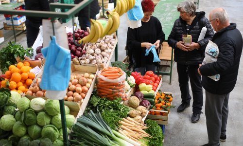 Vladin šesti paket mjera: Kupovina birača ili potreba u kriznim vremenima?