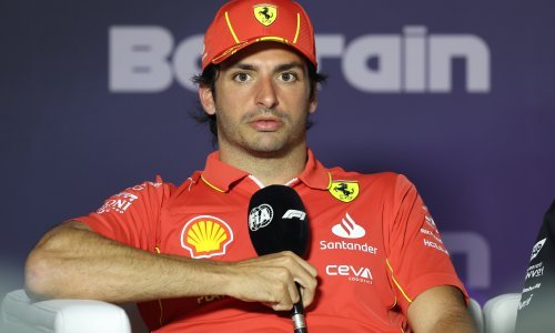 Ferrari u problemima; Carlos Sainz hitno mora na operaciju, a zna se tko je zamjena