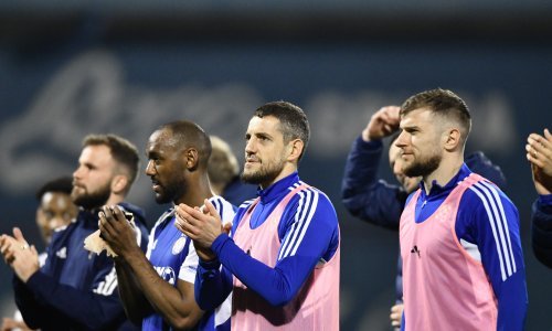 Kontroverzni potezi igrača Dinama s klupe zbog kojih su nagrađeni žutim kartonima