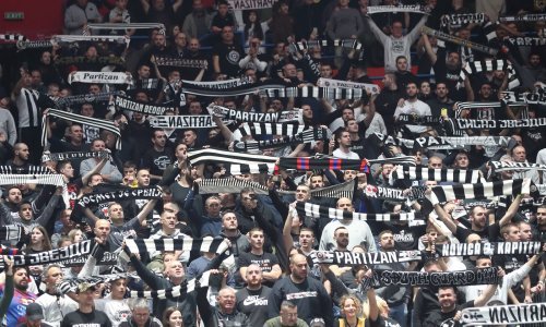 U Rijeci se osniva službeni klub navijača Partizana, sve je dogovoreno