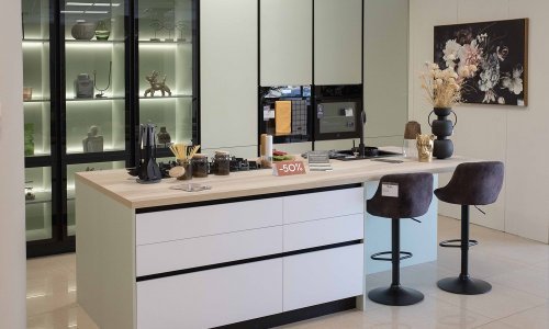 Mima predstavlja svoj prvi studio kuhinja