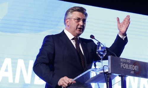 Plenković: Milanovićeva kandidatura uz čuvanje funkcije je cirkus