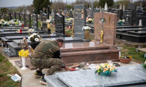 Vandalizam na groblju u Erdutu počinila djeca