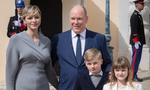 Princ Albert zabrinut zbog supruge - teške optužbe uzrujale su i princezu Charlene