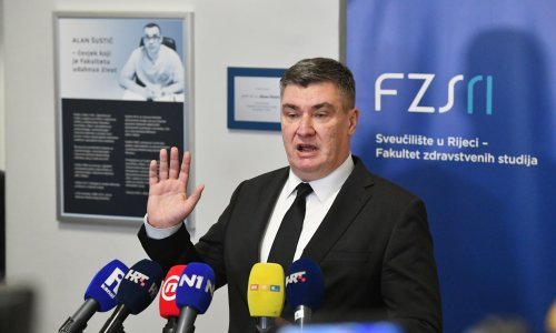 Milanović se ponovno oglasio na Facebooku, postavio pitanje o AP-u