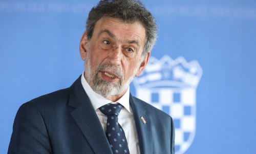 Fuchs: Datum početka nove školske godine neće utjecati na turističku sezonu