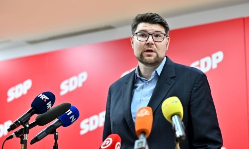 Grbin: Rijeke pravde kreću u pobjedu i Z..., ne smijem to reći, kreće u pobjedu